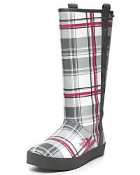 Cool, cozy plaid adds warmth to these pull-on rain boots from The North Face®. Cool, cozy plaid adds warmth to these pull-on rain boots from The North Face®.