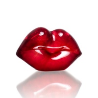 Kosta Boda 2.5H in. Makeup Hot Lips Kosta Boda 2.5H in. Makeup Hot Lips