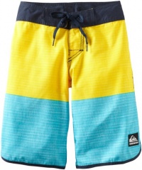 Quiksilver Boys 8-20 Division Scallop, Sunrise, 24 Quiksilver Boys 8-20 Division Scallop, Sunrise, 24