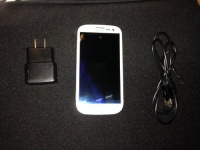 Samsung Galaxy S III I747 New Unlocked 16GB - White Samsung Galaxy S III I747 New Unlocked 16GB - White