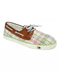 It doesn't get any preppier! The Carlton boat shoes by Tommy Hilfiger are a summer style essential with their cute canvas and leather combo. It doesn't get any preppier! The Carlton boat shoes by Tommy Hilfiger are a summer style essential with their cute canvas and leather combo.