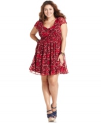 Score a super-sweet look with American Rag's short sleeve plus size dress, featuring an on-trend floral-print. Score a super-sweet look with American Rag's short sleeve plus size dress, featuring an on-trend floral-print.