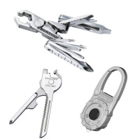 Swiss+Tech ST20027 Multi-Tool and LED Gift Box Set - 3 Piece Swiss+Tech ST20027 Multi-Tool and LED Gift Box Set - 3 Piece