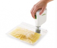 FoodSaver FSFRSH0051 FreshSaver Handheld Vacuum Sealing System, White FoodSaver FSFRSH0051 FreshSaver Handheld Vacuum Sealing System, White