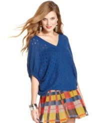 Open-knit design and a chic, slouchy fit add awesome detail to this dolman sleeve sweater from Jessica Simpson. Open-knit design and a chic, slouchy fit add awesome detail to this dolman sleeve sweater from Jessica Simpson.