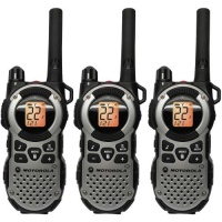 Motorola MT352TPR Giant FRS Weatherproof Two-Way - 35 Mile Radio Triple Pack - Silver Motorola MT352TPR Giant FRS Weatherproof Two-Way - 35 Mile Radio Triple Pack - Silver