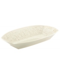 Displays are twice as lovely in the exquisite Jasmine tray from Lenox's collection of serveware and serving dishes. Crafted of fine ivory porcelain, the tray features a sculpted floral motif and beautiful pierced openwork design. Displays are twice as lovely in the exquisite Jasmine tray from Lenox's collection of serveware and serving dishes. Crafted of fine ivory porcelain, the tray features a sculpted floral motif and beautiful pierced openwork design.