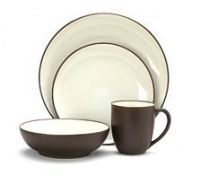 Noritake Colorwave Chocolate - 16 piece QUAD set, service for four Noritake Colorwave Chocolate - 16 piece QUAD set, service for four