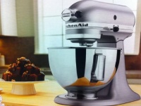 Kitchenaid Tilting Stand Mixer Tilt 4.5-Quart ksm85pbsm All Metal Housing and Gears Silver Metallic with Stainless Steel Bowl Tilt Artisan Style. Kitchenaid Tilting Stand Mixer Tilt 4.5-Quart ksm85pbsm All Metal Housing and Gears Silver Metallic with Stainless Steel Bowl Tilt Artisan Style.